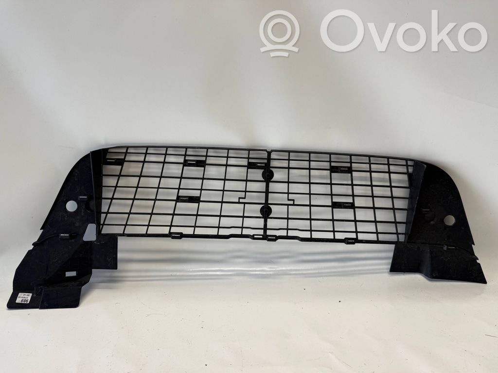 Renault Master III Front bumper upper radiator grill 