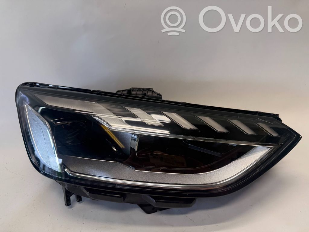 Audi A4 S4 B9 8W Phare frontale 