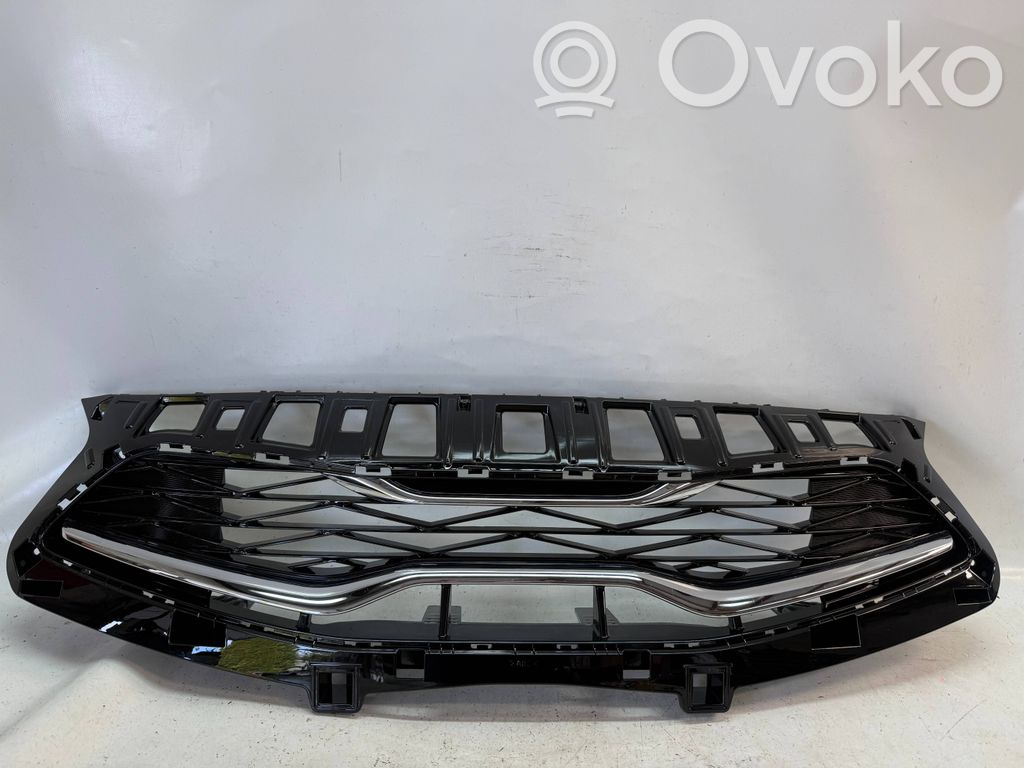 KIA Ceed Front bumper upper radiator grill 