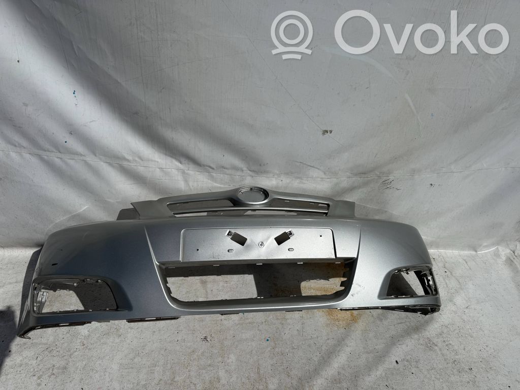 Toyota Corolla E120 E130 Parachoques delantero 