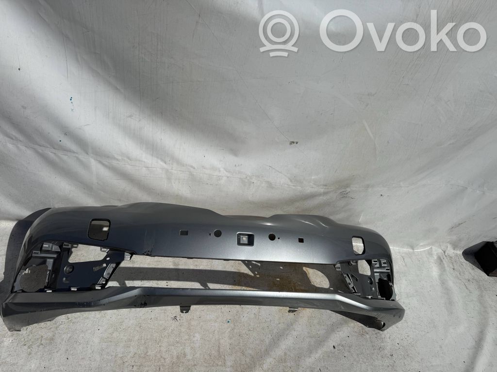 Toyota Auris E180 Front bumper 