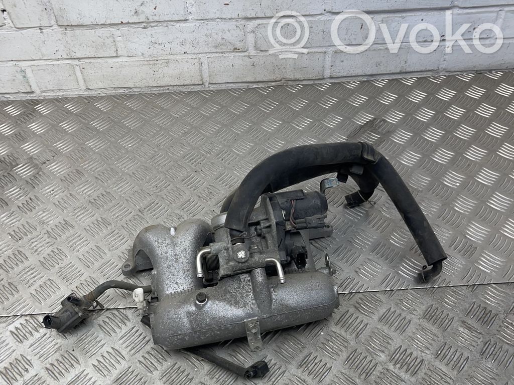 Toyota Prius (XW20) Intake manifold 