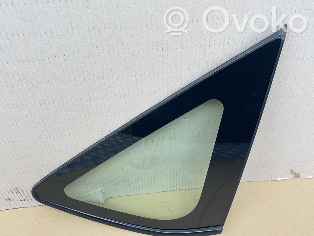 Toyota Prius (XW20) Rear side window 