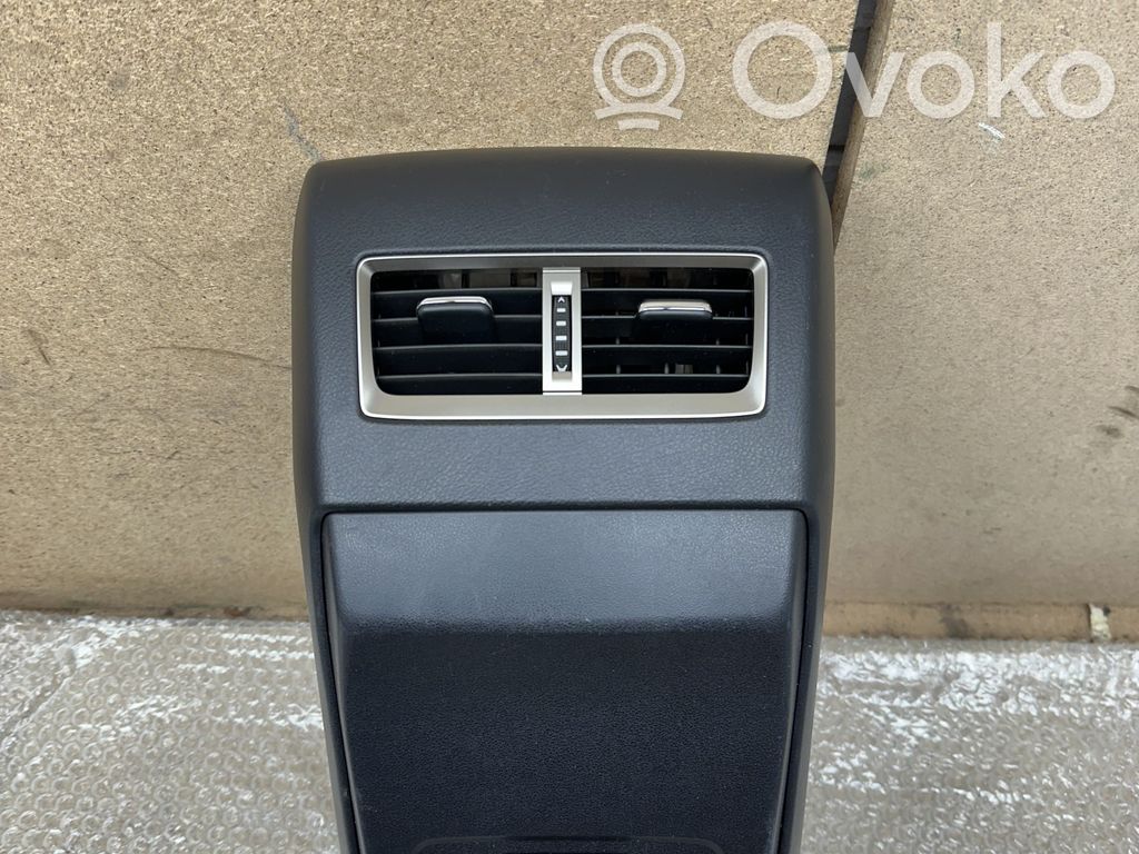 Lexus RX 450H Rear air vent grill 