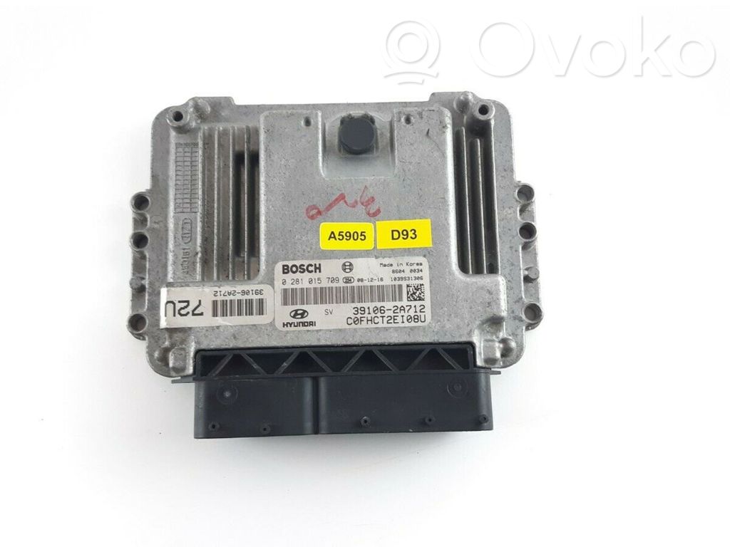 Hyundai i30 Engine control unit/module 