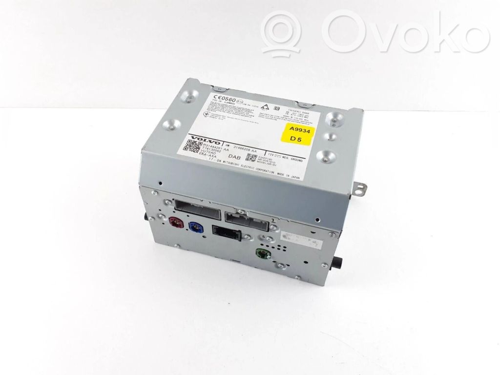 Volvo XC90 Radio/CD/DVD/GPS head unit 