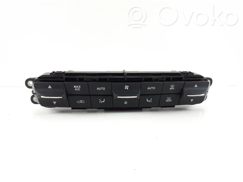 Maserati Levante Head unit multimedia control 