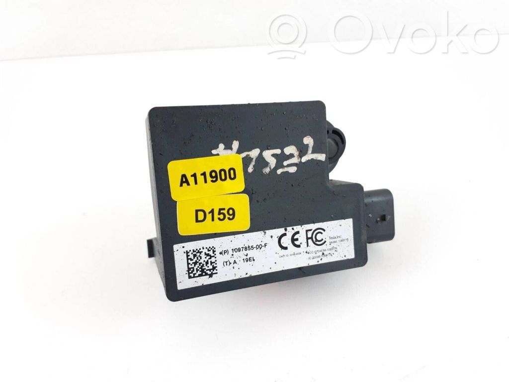 Tesla Model 3 Other control units/modules 
