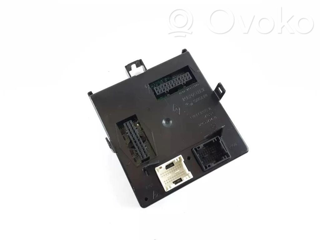 Renault Espace IV Comfort/convenience module 
