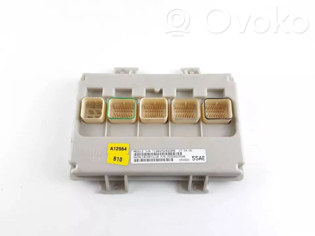 Chrysler Pacifica Comfort/convenience module 