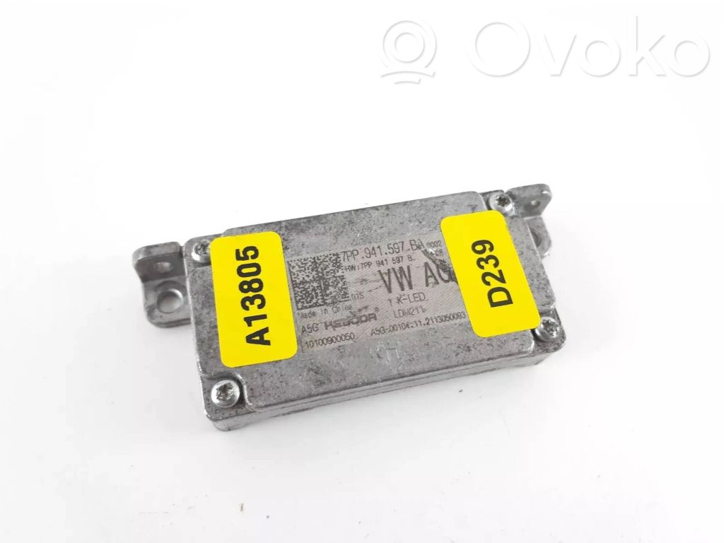 Porsche Macan (95B) Headlight ballast module Xenon 