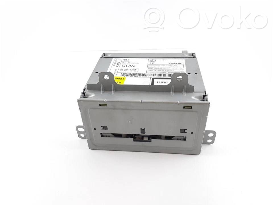 Opel Astra J Radio/CD/DVD/GPS head unit 