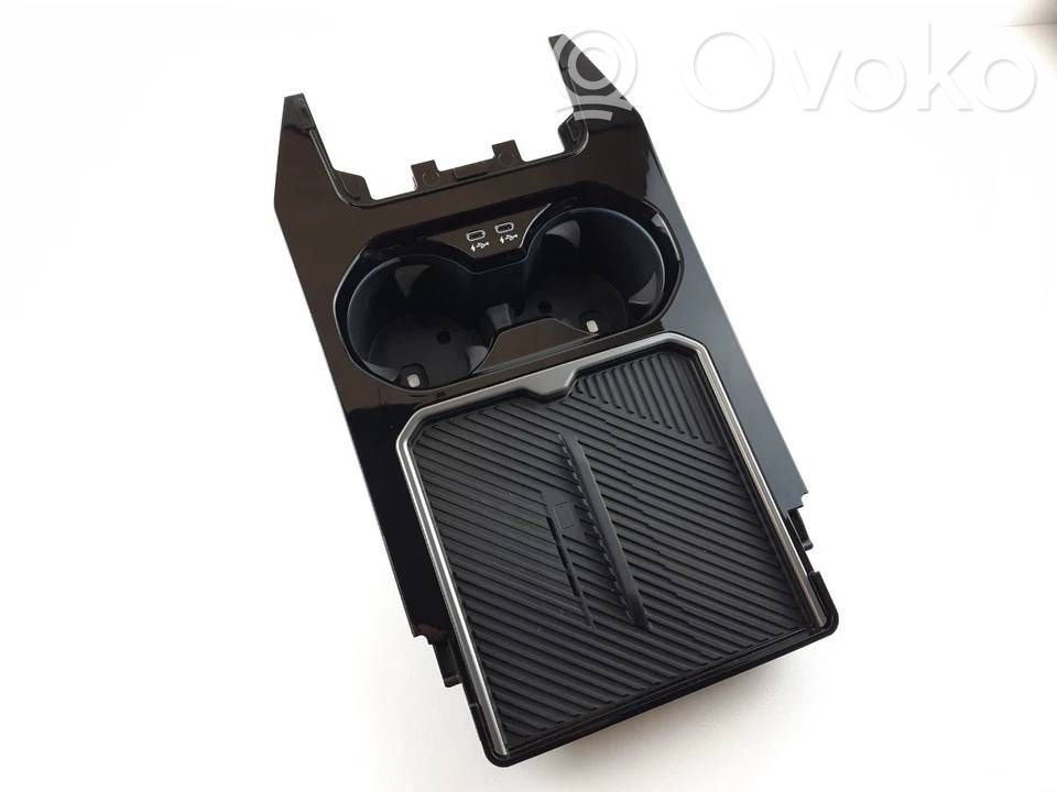 BMW 5 G60 G61 Wireless charging module 