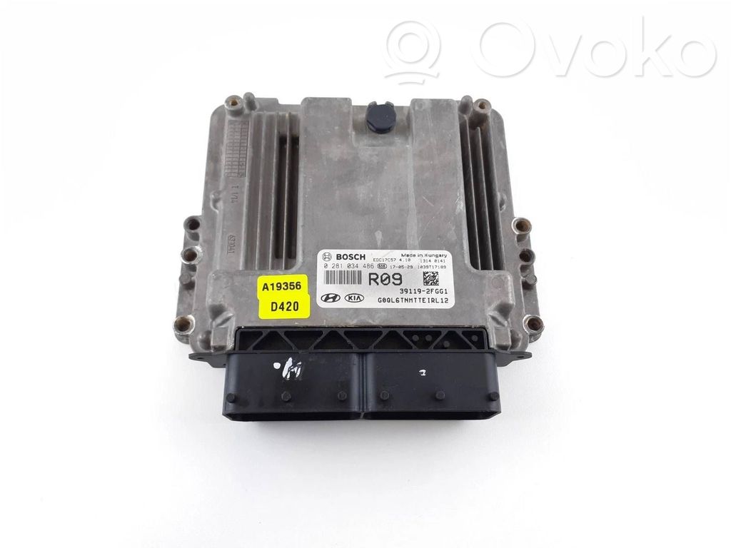 KIA Sportage Engine control unit/module 
