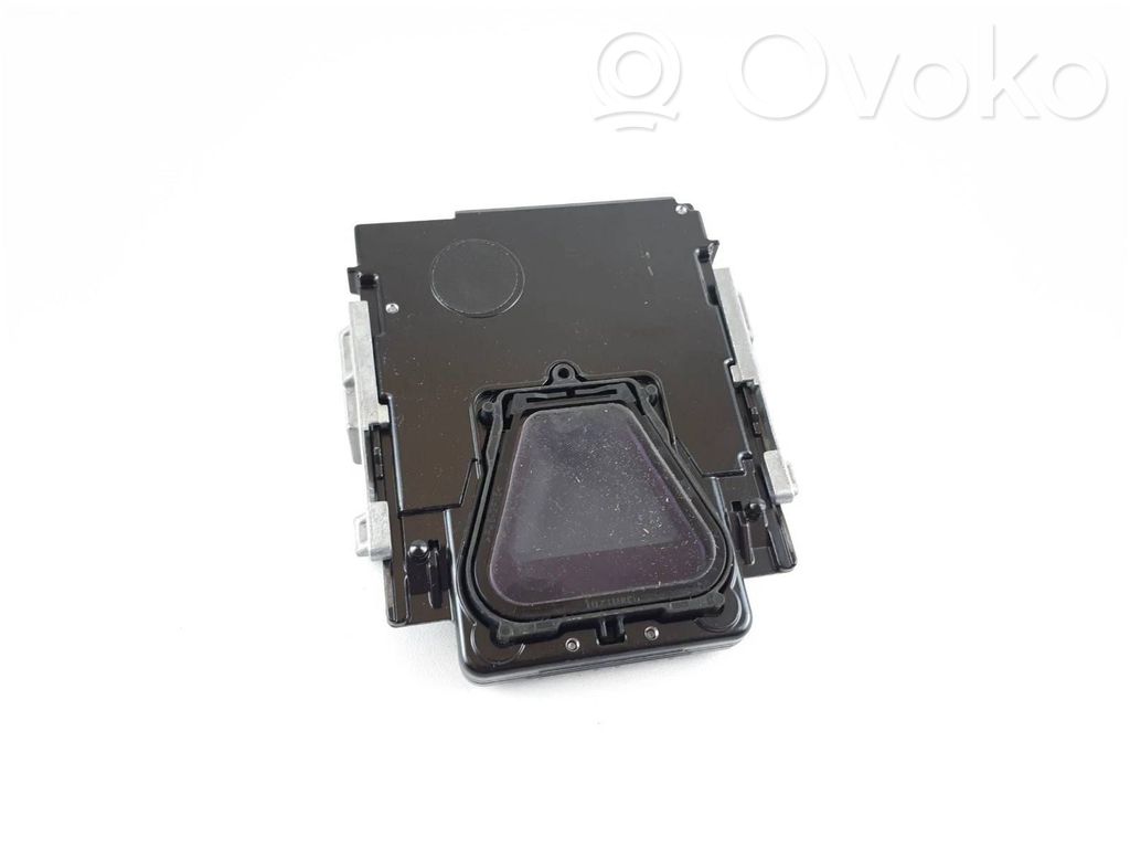 Audi Q7 4M Windshield/windscreen camera 