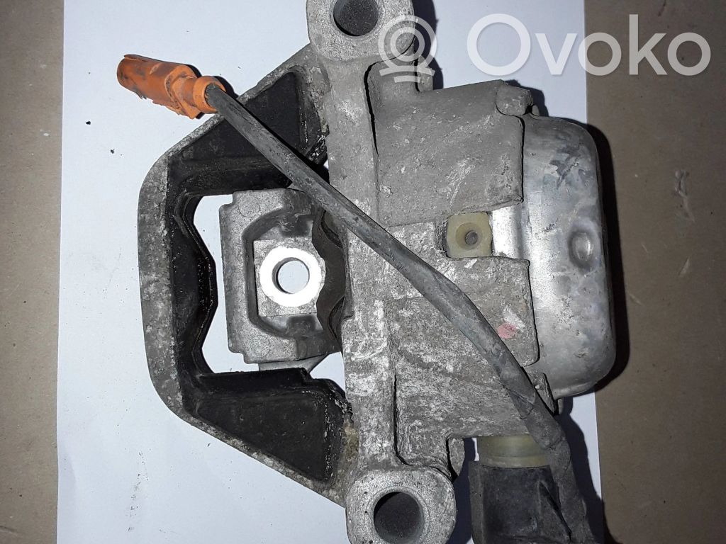 Audi A6 S6 C7 4G Engine mount bracket 