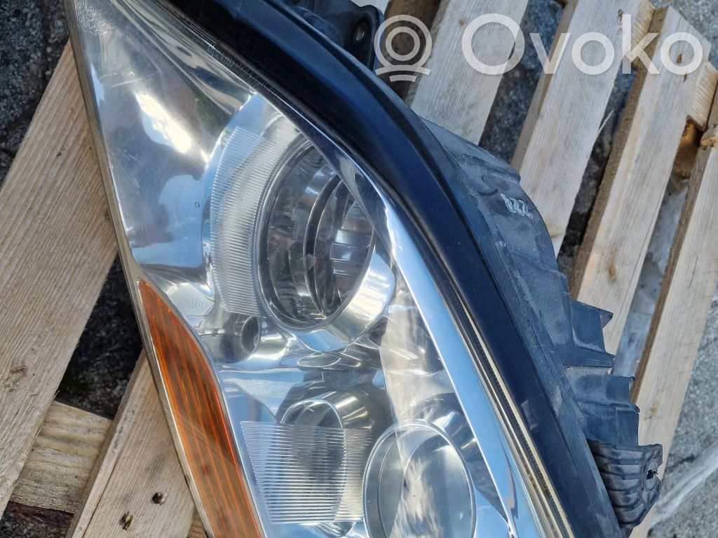 KIA Sorento Передняя фара 