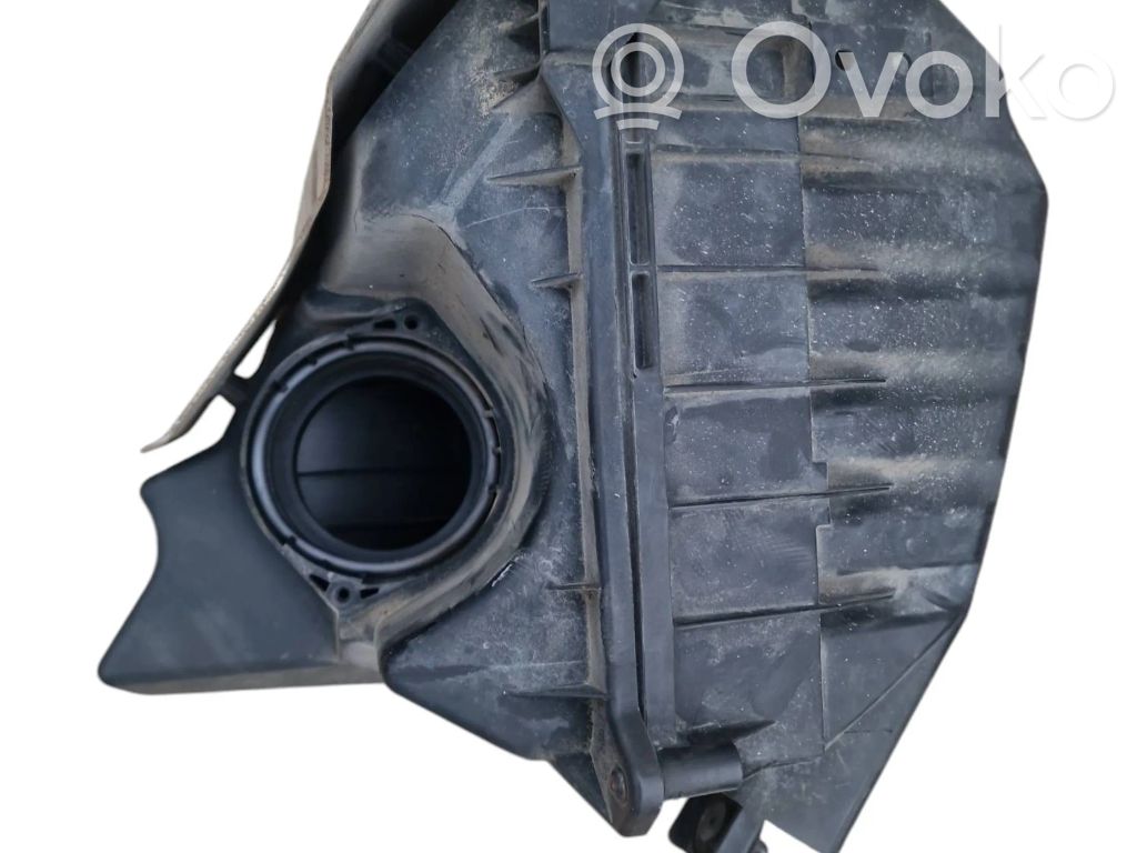Audi A4 S4 B7 8E 8H Air filter box 