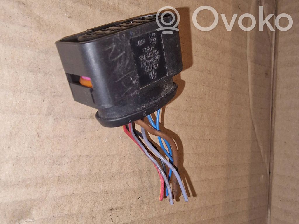 Luz trasera/de freno   1J0973735