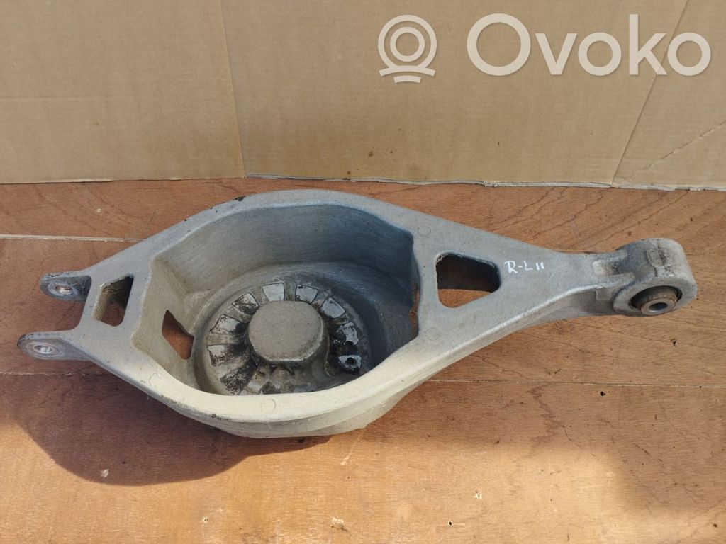 Rear control arm