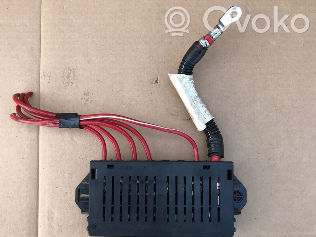 Fuse module   28MV01