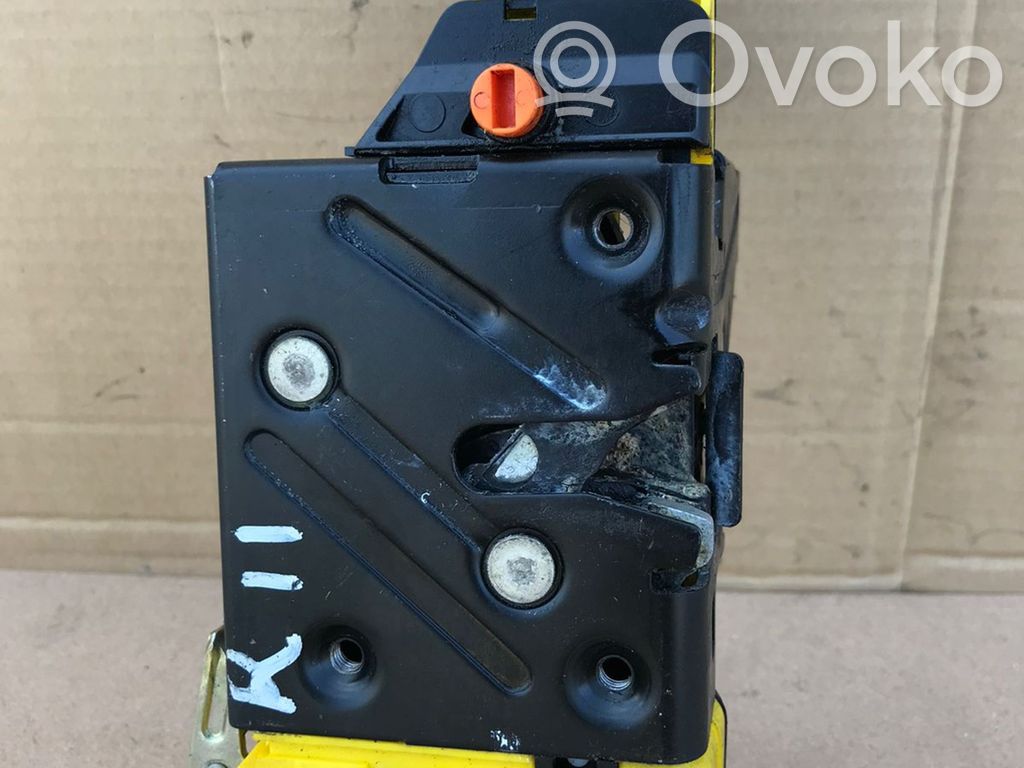 Volvo XC90 Takaoven lukko 