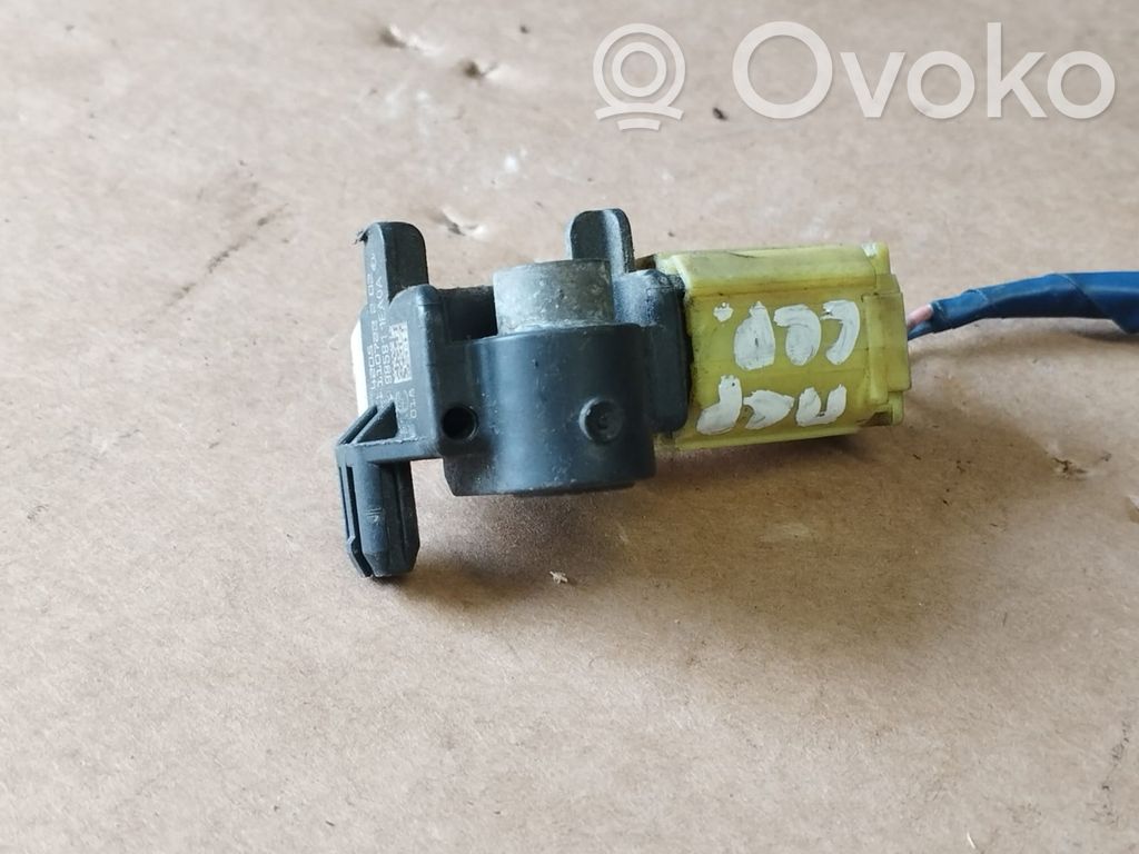 Infiniti G37 Airbagsensor Crashsensor Drucksensor 