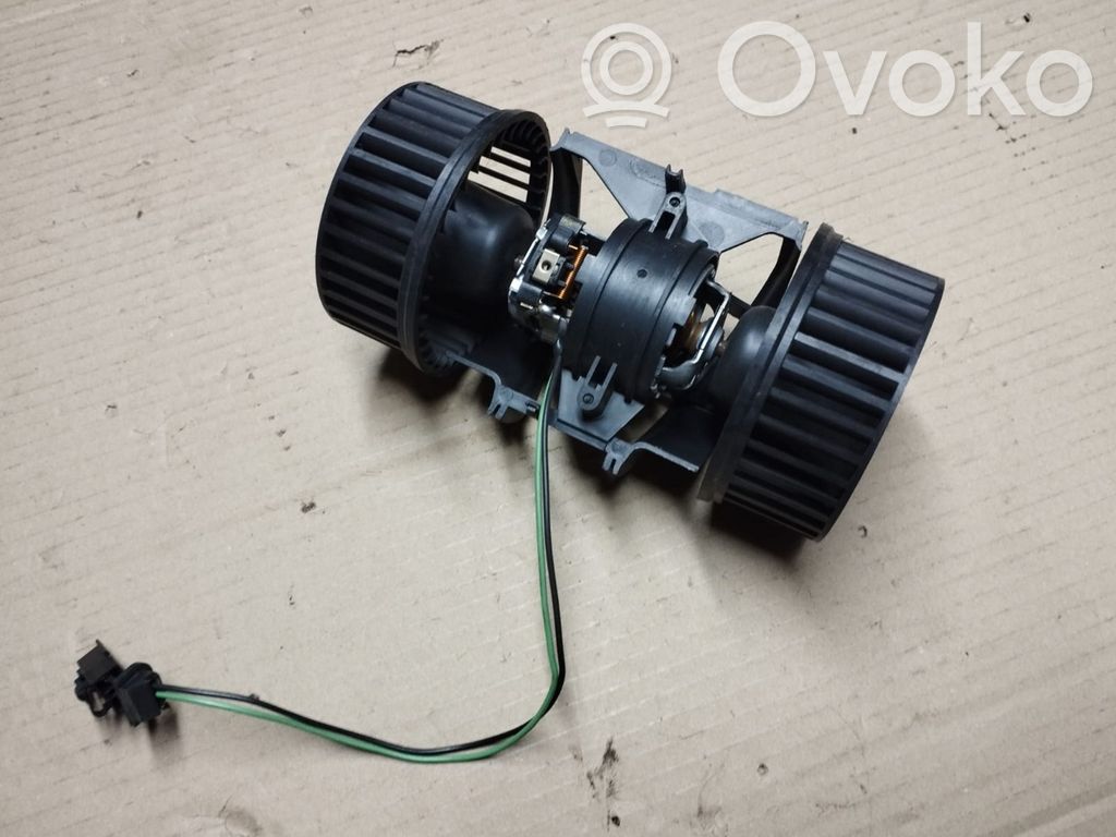 Mazā radiatora ventilators   790836L