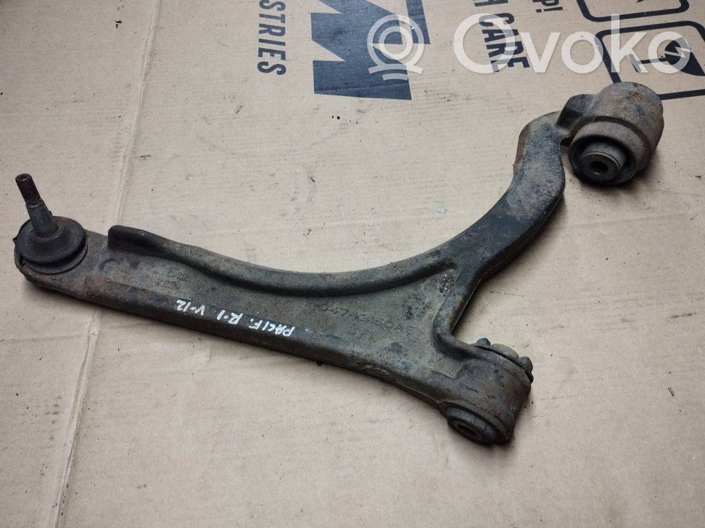 Front lower control arm/wishbone   04743150AF