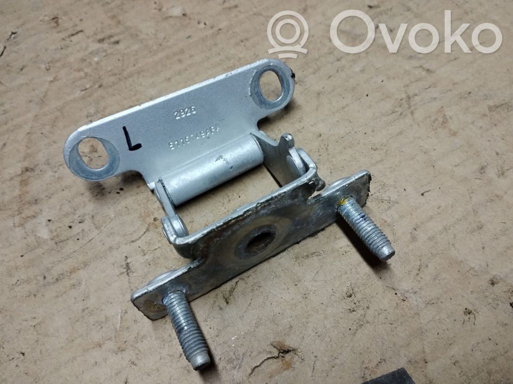 Dodge Caliber Tailgate/trunk/boot hinge 