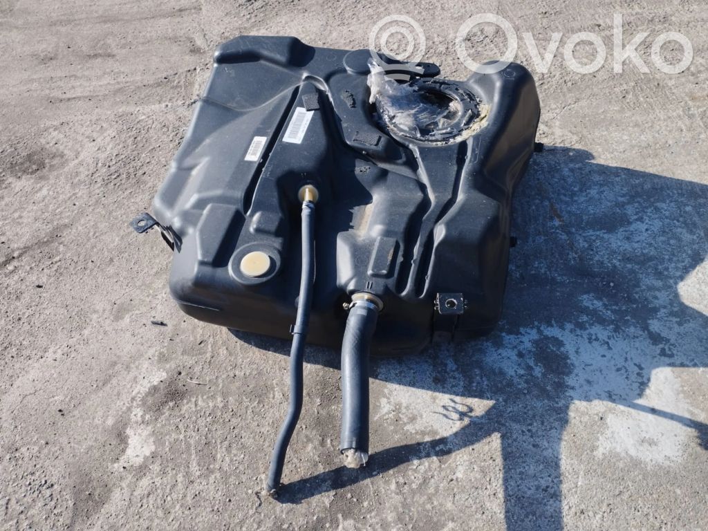 Volvo V40 Polttoainesäiliö 