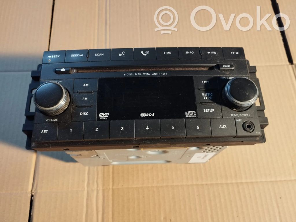 Dodge Journey Panel / Radioodtwarzacz CD/DVD/GPS 