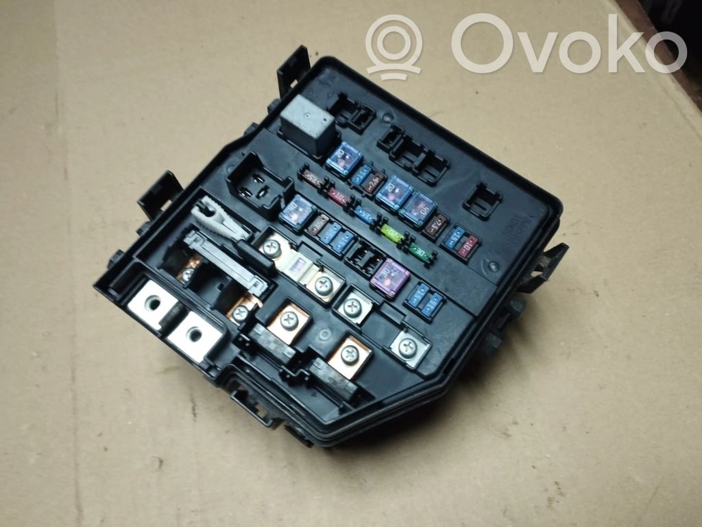 Honda Civic Fuse module 