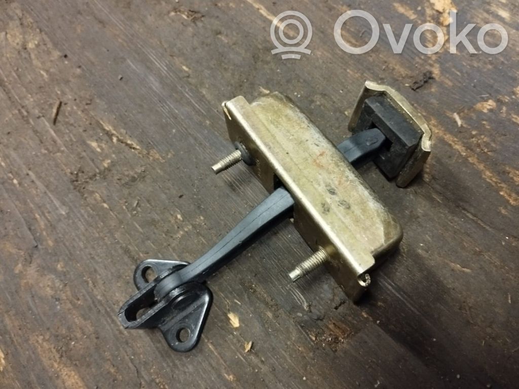 Chrysler Voyager Etuoven pidätin 