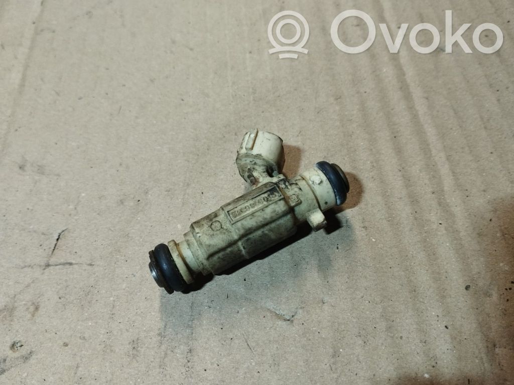 Inyector de combustible   3531023600