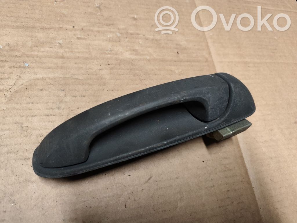 Jeep Cherokee KJ Manecilla externa puerta trasera 