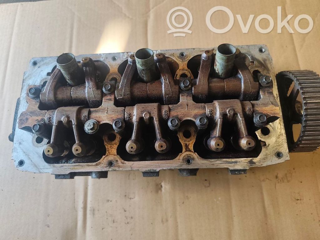 Engine head   04663979AB