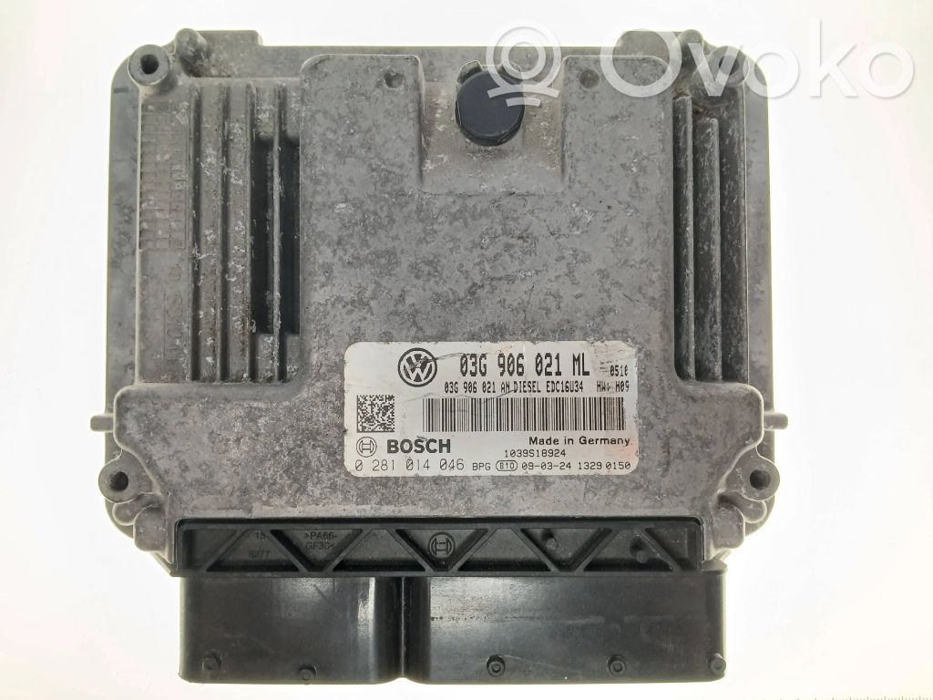 Volkswagen PASSAT B6 Engine control unit/module 