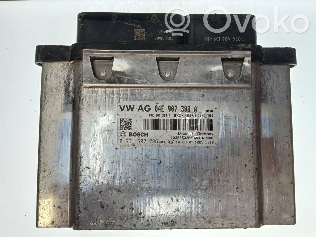 Volkswagen Golf VII Engine control unit/module 