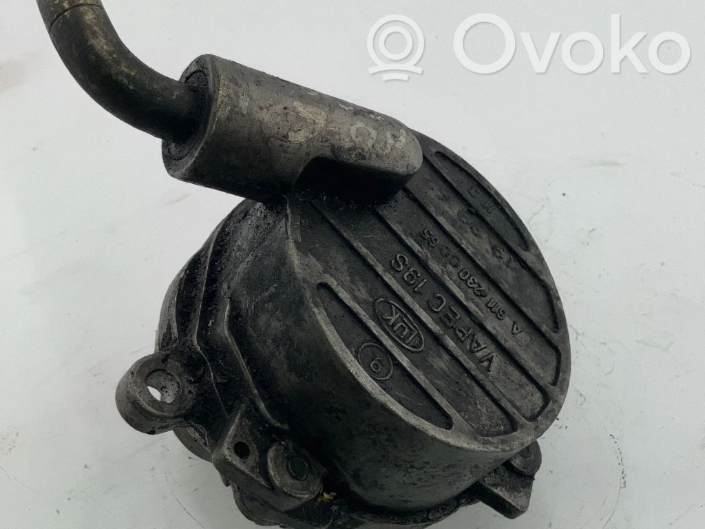 Mercedes-Benz C W203 Vacuum pump 