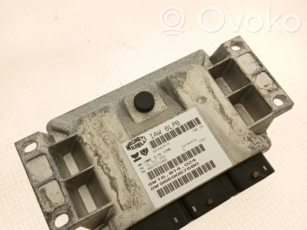 Peugeot 307 Engine control unit/module 