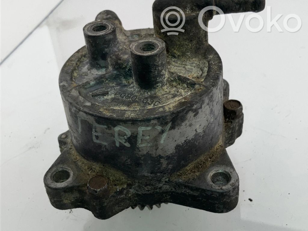 Opel Monterey Vacuum pump 