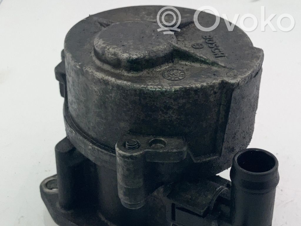 Renault Megane II Bomba de vacío 