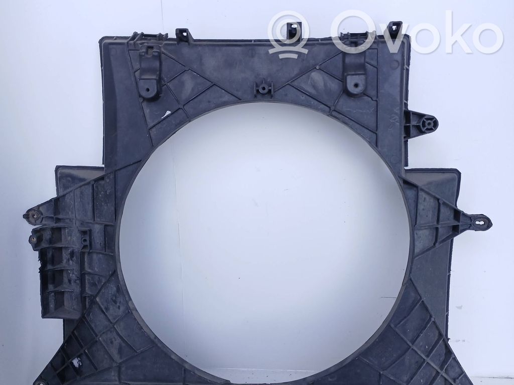 Iveco Daily 35 - 40.10 Radiator cooling fan shroud 