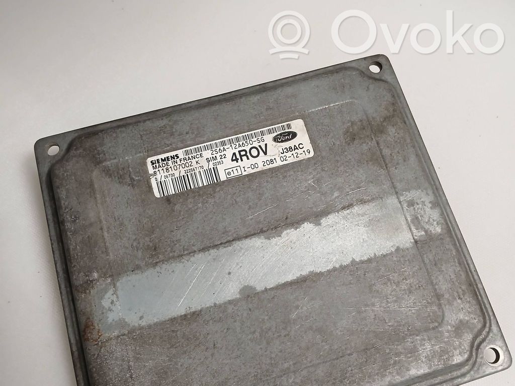 Ford Fiesta Engine control unit/module 