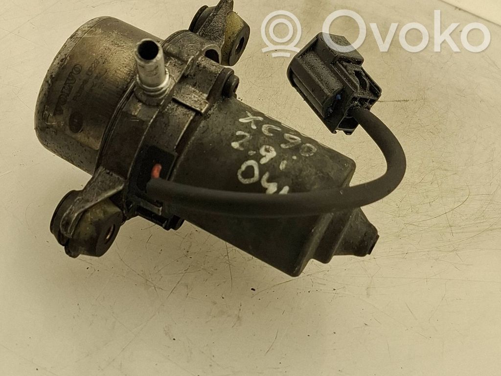 Volvo XC90 Vacuum pump 