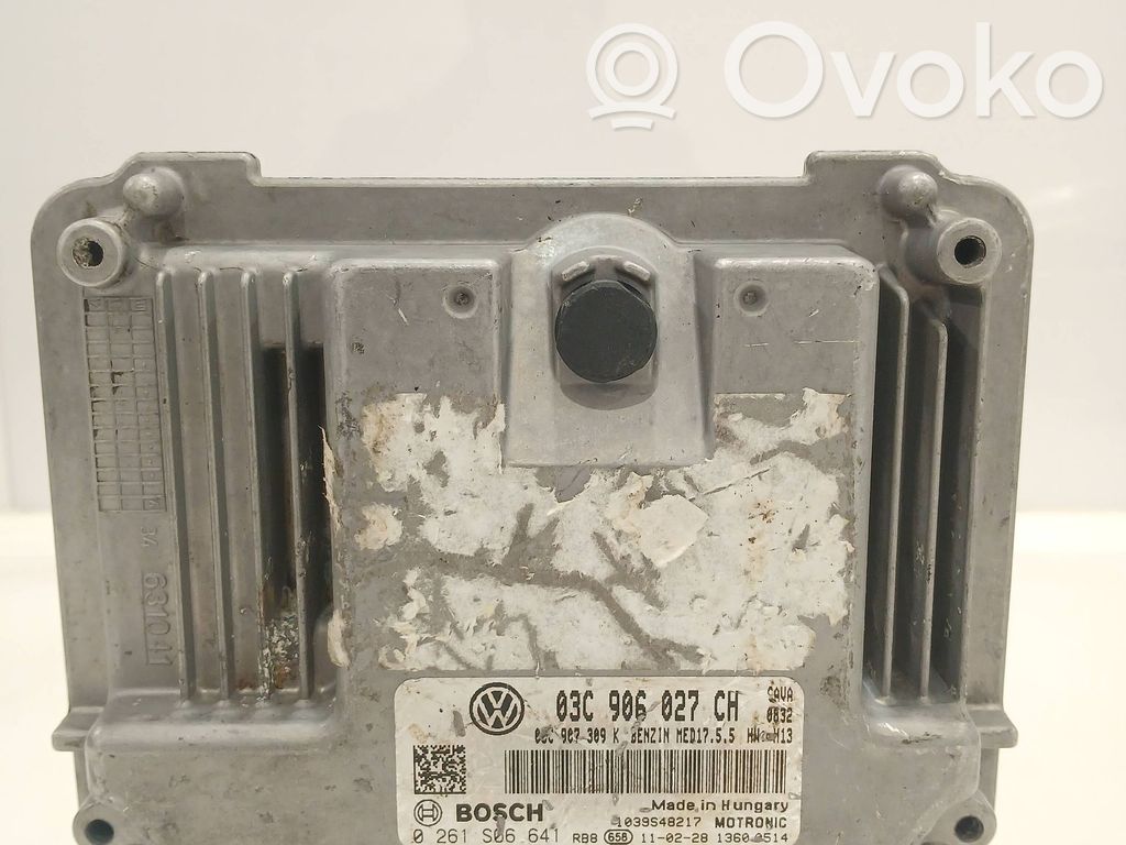 Volkswagen Golf VI Engine control unit/module 