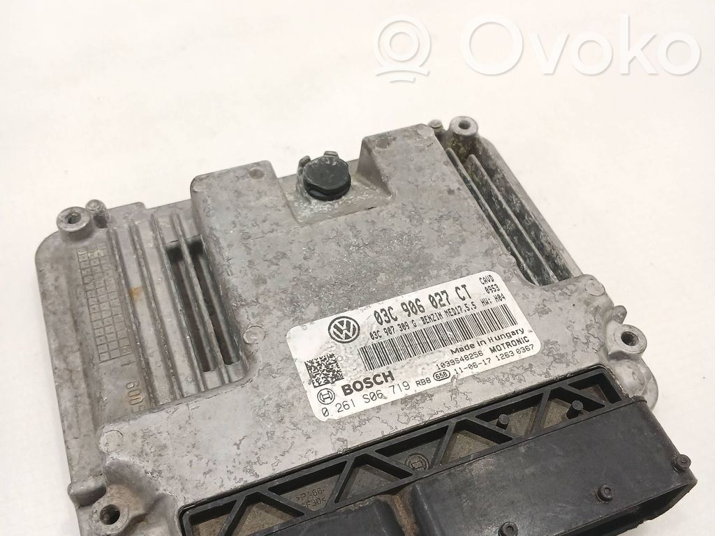 Volkswagen Golf VI Engine control unit/module 