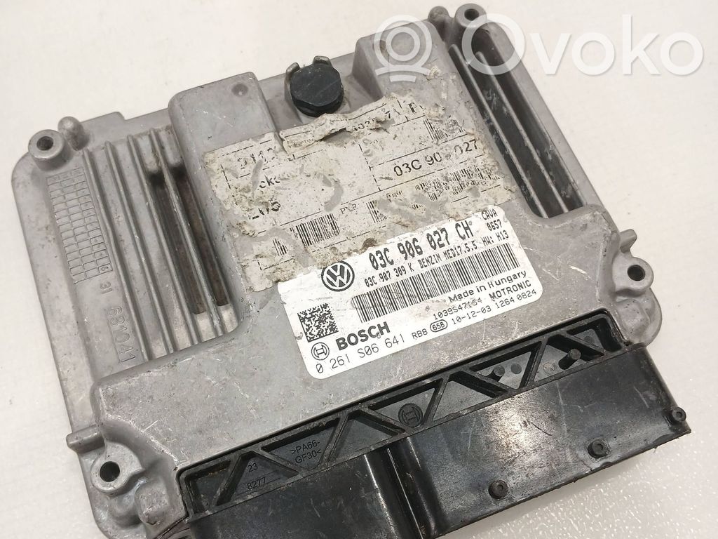 Volkswagen Golf VI Engine control unit/module 
