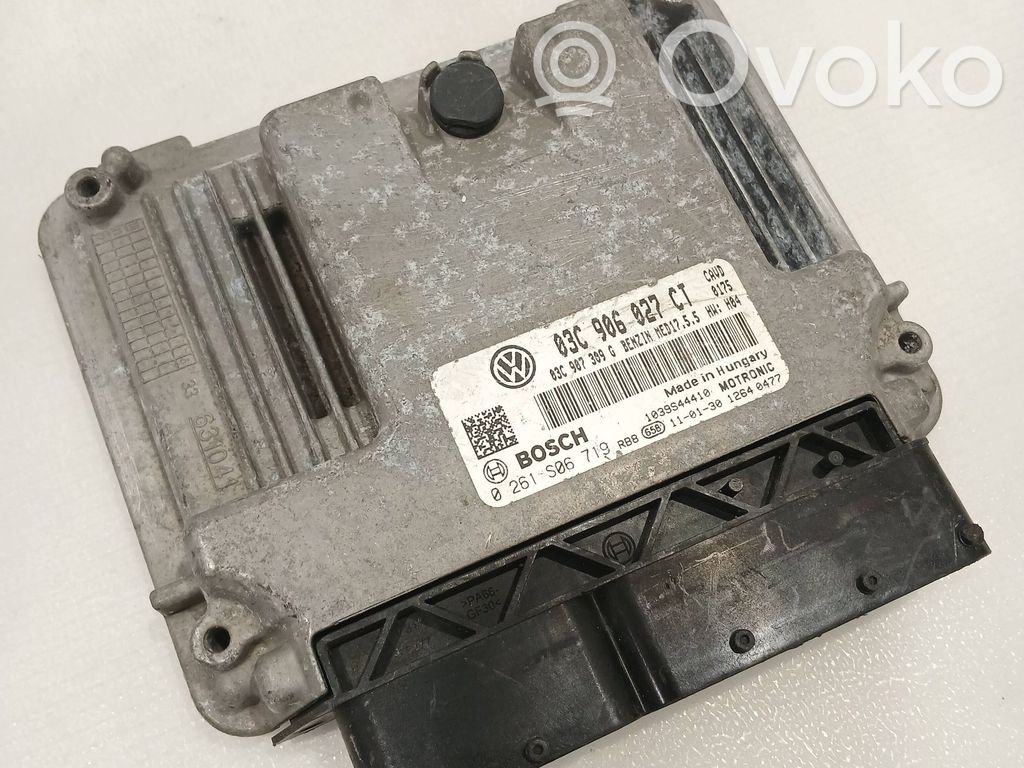 Volkswagen Golf VI Engine control unit/module 